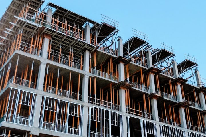 gray concrete building under construction